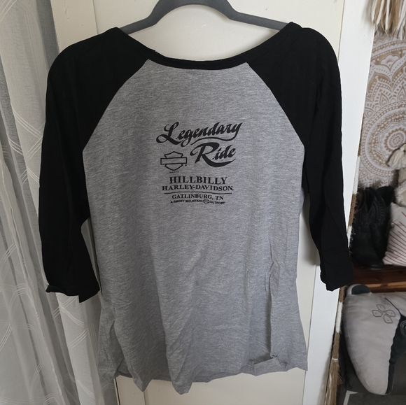 Harley-Davidson Women's Black and Gray Long Sleeve Tee - Picture 2 of 4